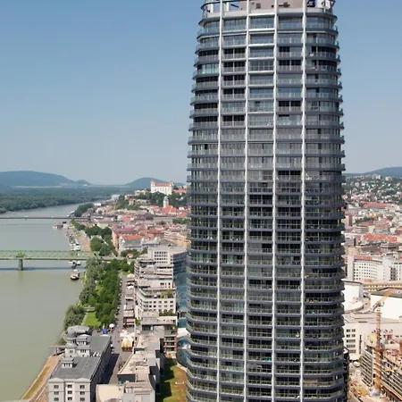 Eurovea Tower By Ellements- Castle View * Братислава